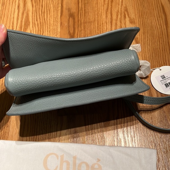 CHLOÉ
Faded Blue Small Faye Day Bag - Picture 5 of 10